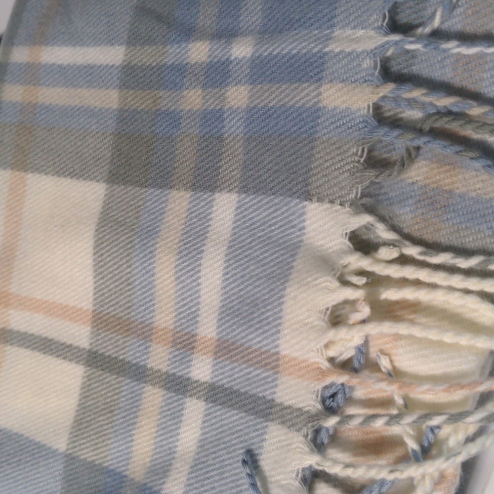 Two NWT Scarves - Picture 2 of 5